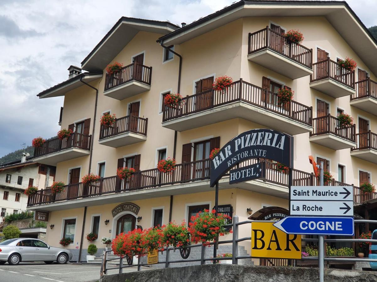 Hotel Ristorante Chateau Aymavilles Esterno foto